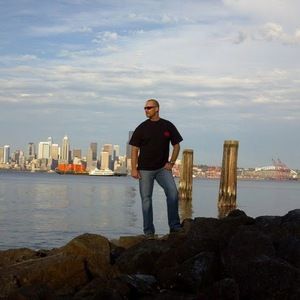 Meet your Posher, Casey